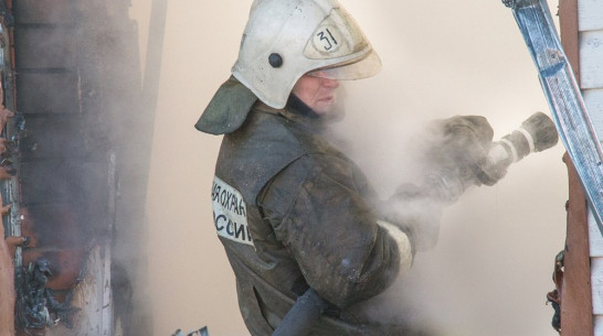 В нижнедевицком селе при пожаре погибли двое мужчин