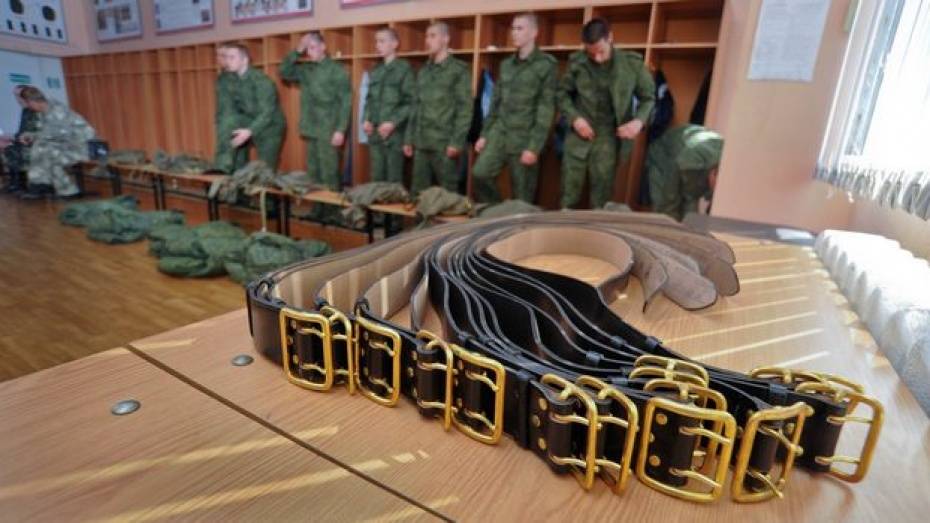 В военкомате Воронежской области на учете фиктивно состояли 64 человека