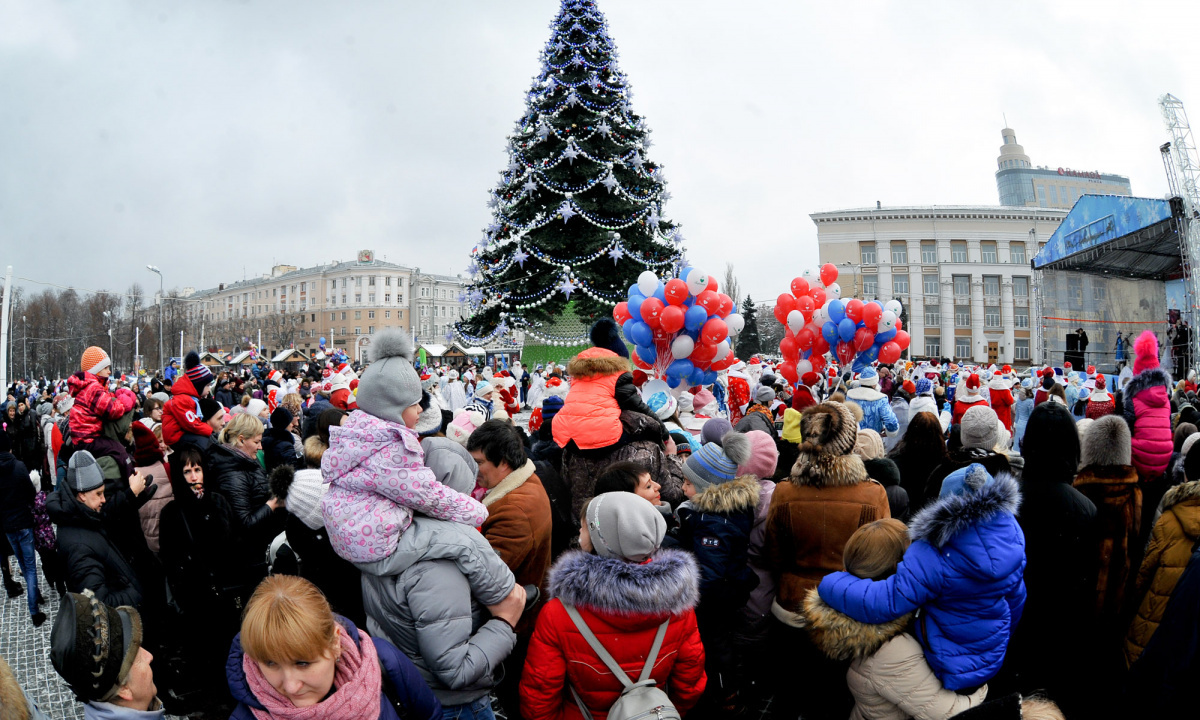 Площадь Ленина Воронеж гуляния на новый год