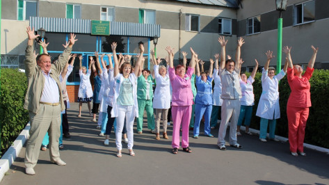 Терновские медики приняли участие в областной акции «Летний день здоровья»