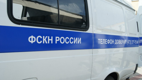 Жителя Воронежской области задержали после курения спайса на кладбище
