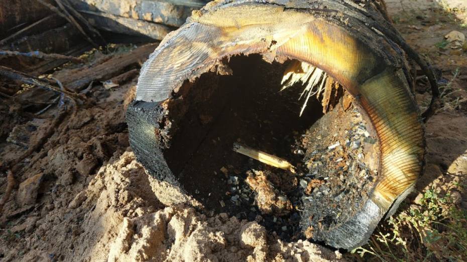 В Воронеже раскопали действующую 100-летнюю деревянную канализацию  
