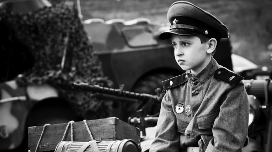 Снимающий военную реконструкцию воронежский фотограф покажет работы в театре