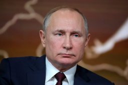 Владимир Путин заявил о необходимости увеличить таможенные пошлины на вывоз