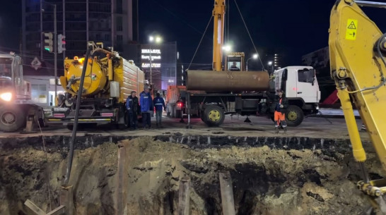 Обрушилось крепление котлована на памятнике Славы в Воронеже