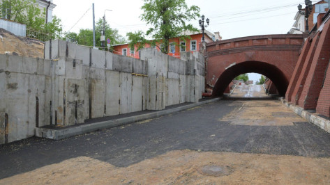 Мэрия Воронежа объяснила, почему так долго ремонтируют Каменный мост