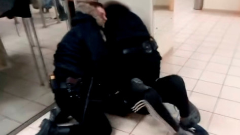 Прокуроры нашли нарушения в проверке МВД по факту драки в торговом центре в Воронеже 