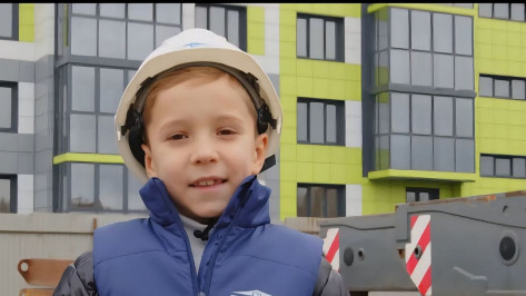 Большая прогулка. Как юный Антоныч инспектировал ЖК «Счастье»