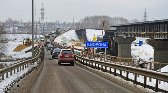 На временном мосту через реку Ворона нашли деформации узлов 