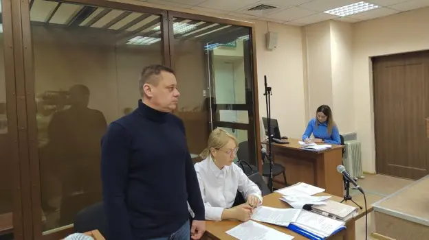 Начался суд над экс-инспектором ГИБДД, подделавшим анализ мочи воронежского депутата