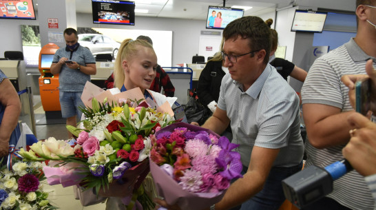 «Буду наслаждаться днями с родными». Как Воронеж встретил свою олимпийскую чемпионку