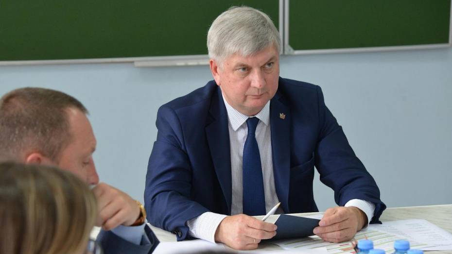  Глава Воронежской области: «Мы поднимем на новый уровень работу с обращениями граждан»
