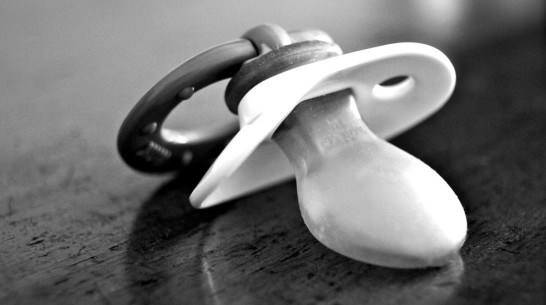 Пьяная мать во сне задушила новорожденную дочь в Воронежской области