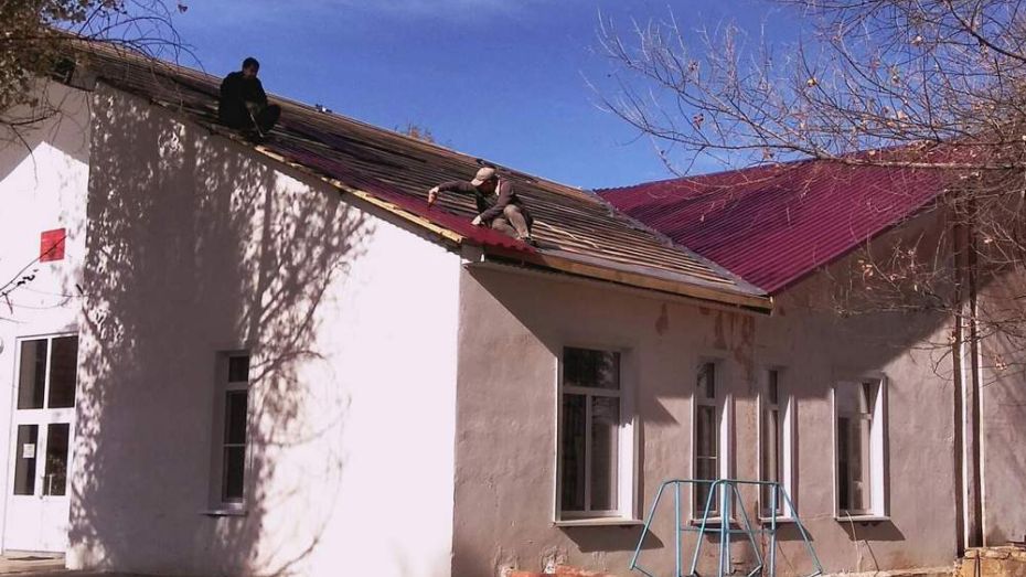 В петропаловском селе Краснофлотское впервые за 24 года отремонтировали крышу ДК