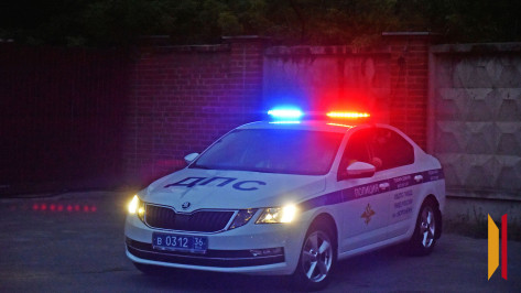 Воронежские госавтоинспекторы помогли матери доставить ребенка в больницу