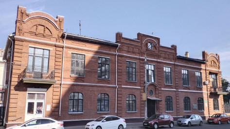 В центре Воронежа отремонтировали фасад исторического «Дома Федорова»