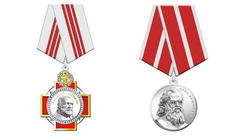 Путин наградил орденами за борьбу с COVID-19 более 30 медработников Воронежской области