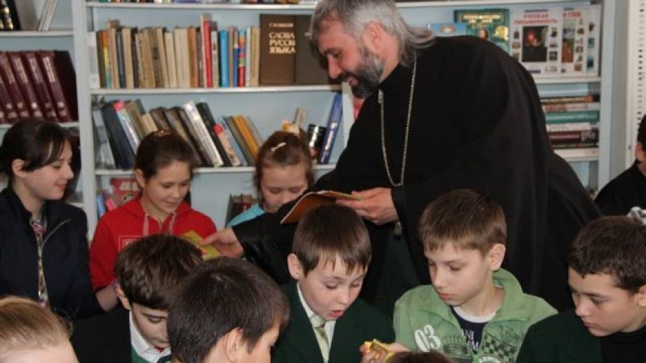В Новоусманском районе впервые отметили день православной книги