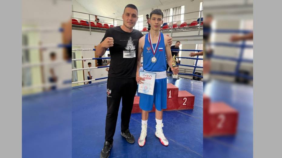 Богучарец победил в первенстве по боксу в Ставропольском крае