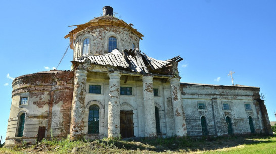 В бутурлиновском селе приступили к главному этапу реставрации храма