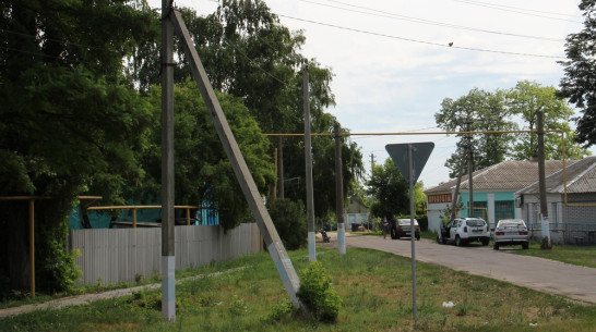 В Подгоренском районе электроэнергию отключат 7 и 8 октября