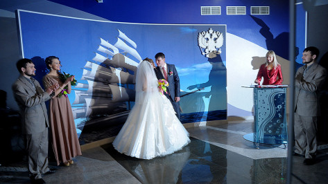 В «морском» ЗАГСе Воронежа состоялась первая торжественная церемония бракосочетания