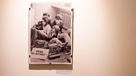 В Воронеже открылась выставка «дневниковых» фотографий об авангардистах 1970-х