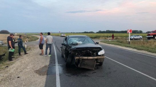 В ДТП под Воронежем пострадали 2-месячная девочка и 3 взрослых