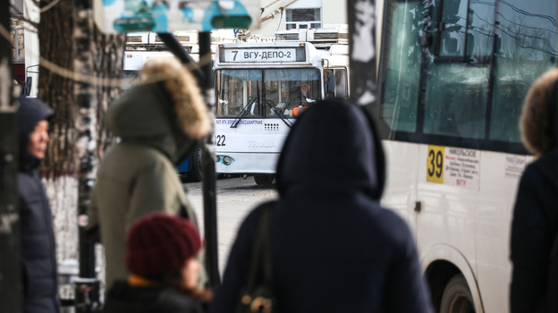 Безбилетников до 16 лет запретили высаживать из автобусов в Воронежской области