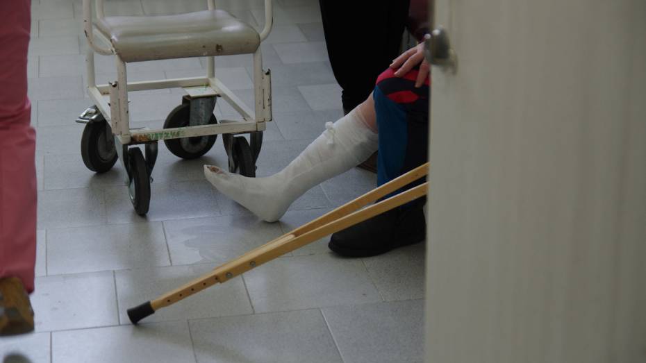 Жительница Воронежской области отсудила у мелькомбината компенсацию за перелом ноги