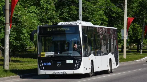 Новые большие автобусы заметили на популярном маршруте в Воронеже