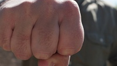 Жительницу Воронежа избил и ограбил новый приятель