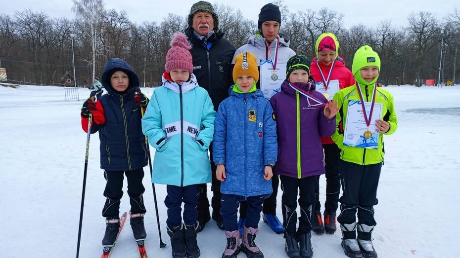 Борисоглебские лыжники взяли 10 медалей на открытых первенствах воронежских спортшкол