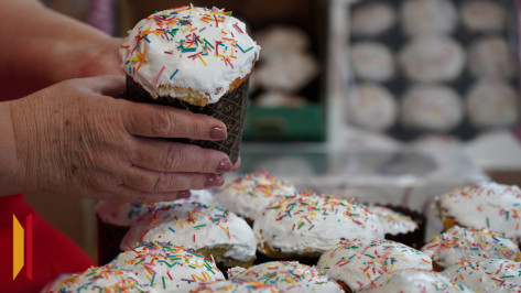 Волонтеры Острогожского района передадут бойцам СВО 1 тыс куличей