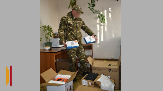 Грибановцы передали участникам СВО сварочный аппарат и ноутбуки