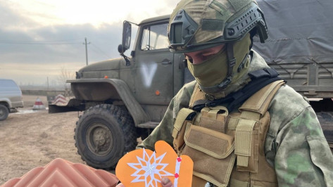 Воронежцы отправили бойцам в Херсонскую область технику и детские открытки