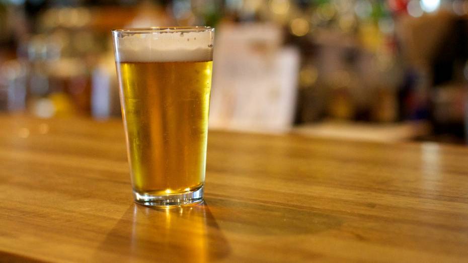 Депутат Госдумы от Воронежской области предложил разрешить продажу пива на стадионах