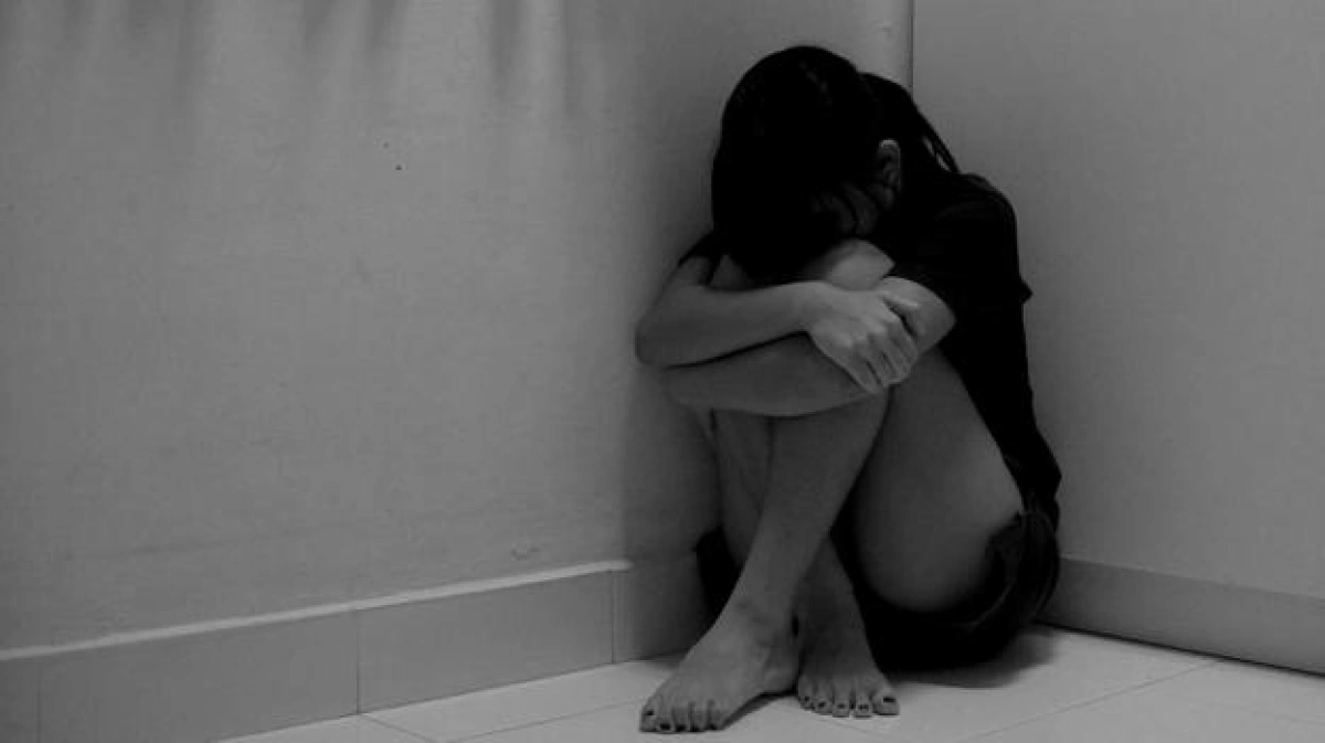 В Киеве парни изнасиловали девушку на свидании