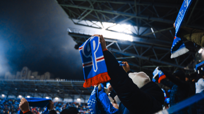 Фанатов воронежского «Факела» пригласили присоединиться к праздничному забегу в честь дня рождения клуба