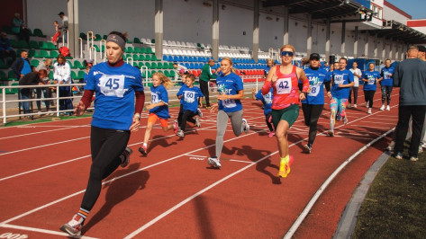 «Забег атомных городов» в Нововоронеже собрал более 150 cпортсменов