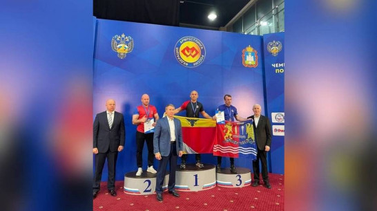 Калачеевцы привезли «золото» и «бронзу» с чемпионата России по армрестлингу