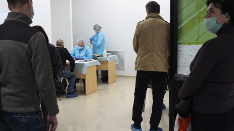 Более 1,4 млн жителей Воронежской области прошли полный цикл вакцинации от ковида