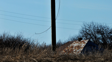 В Воронежской области энергетики потребовали сноса хозпостроек возле ЛЭП