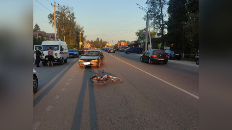 Иномарка сбила 16-летнего велосипедиста в поселке под Воронежем