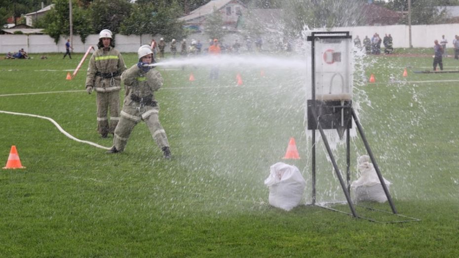 Павловские огнеборцы показали один из лучших результатов на смотре-конкурсе пожарных дружин