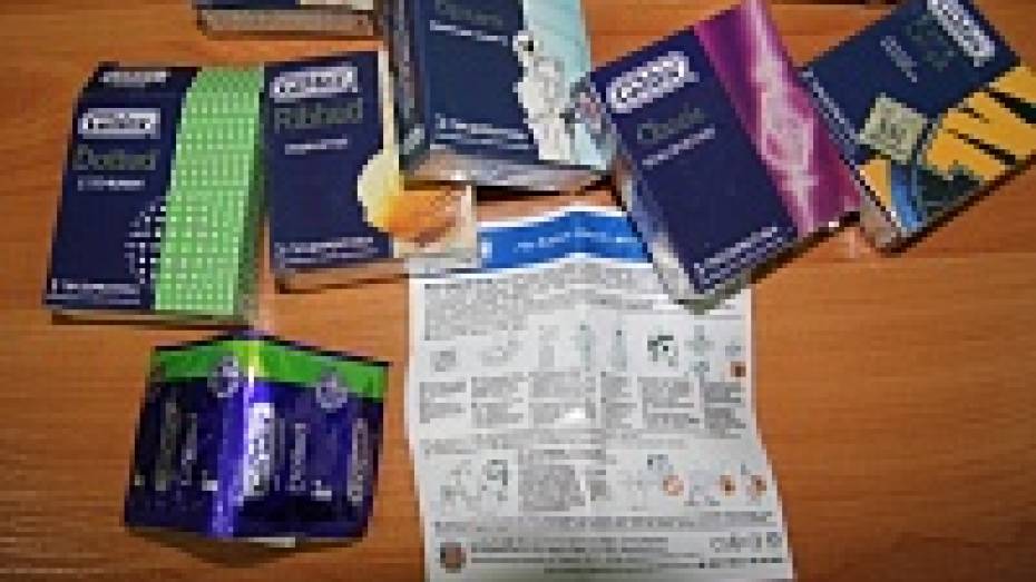 В Воронеже сняли с продажи 21,6 тысяч «левых» презервативов