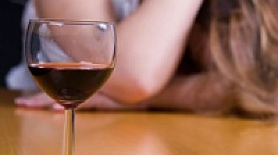 Среди районов Воронежской области Нижнедевицкий лидирует по числу пьющих женщин