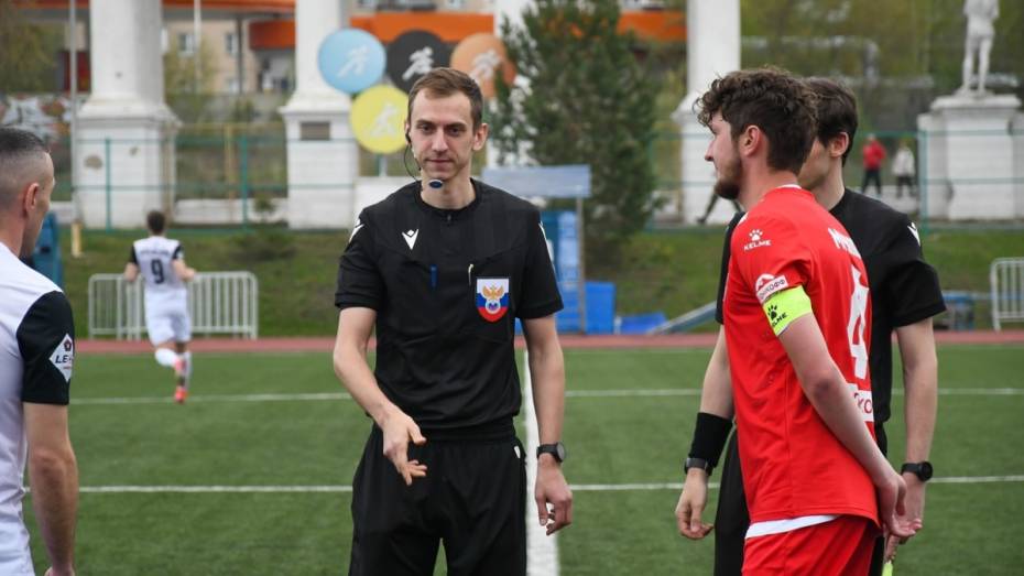 Матч воронежского «Факела» с «Ротором» рассудит Данил Каширин