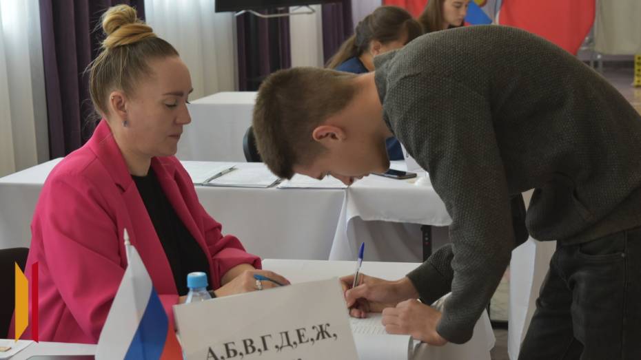 Грибановец пришел на выборы в день своего 18-летия