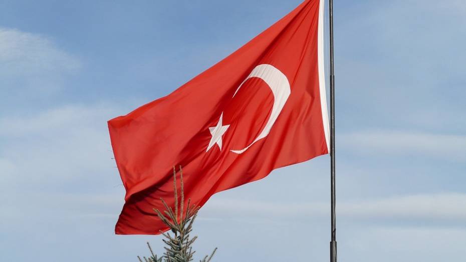 Ростуризм рекомендовал россиянам в Турции оставаться в отелях